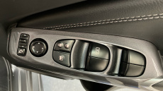 Nissan Juke 1.0 DiG-T 114 N-Connecta 5dr DCT Petrol Hatchback